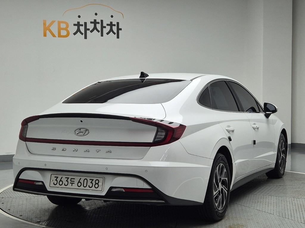 2022 HYUNDAI SONATA (DN8) HYBRID 