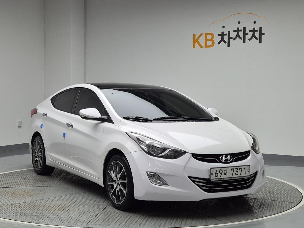 2012 HYUNDAI AVANTE MD 