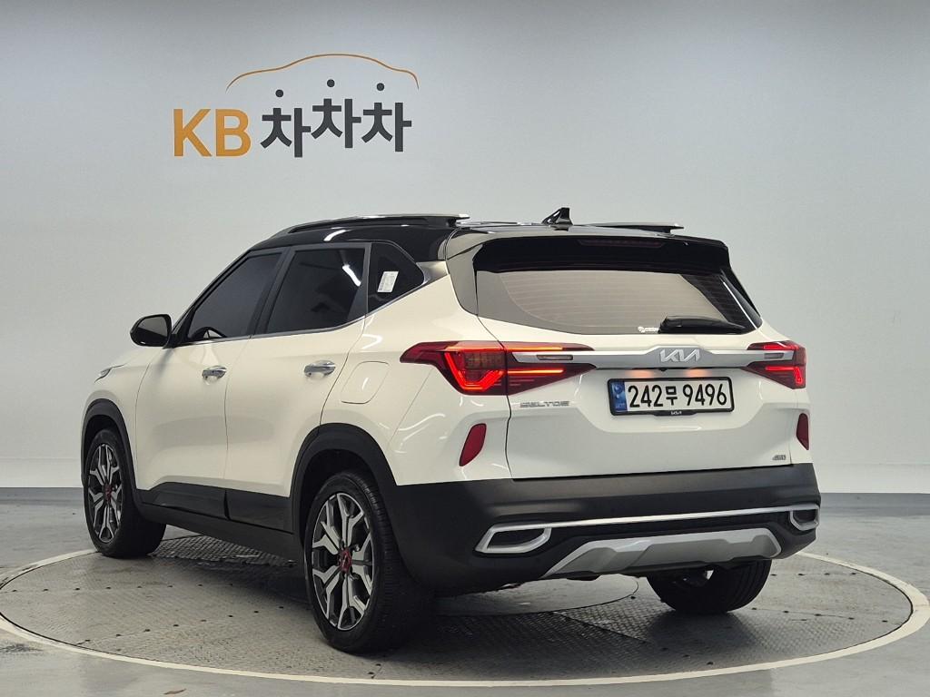 2022 KIA SELTOS 
