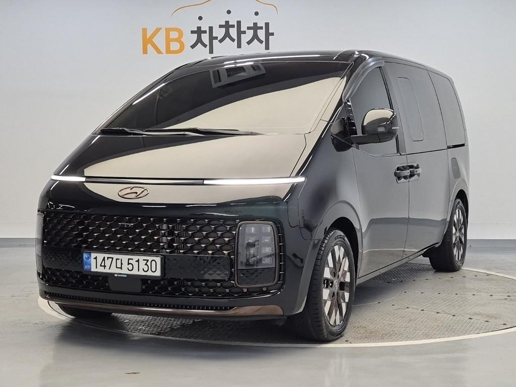 2023 HYUNDAI STARIA 