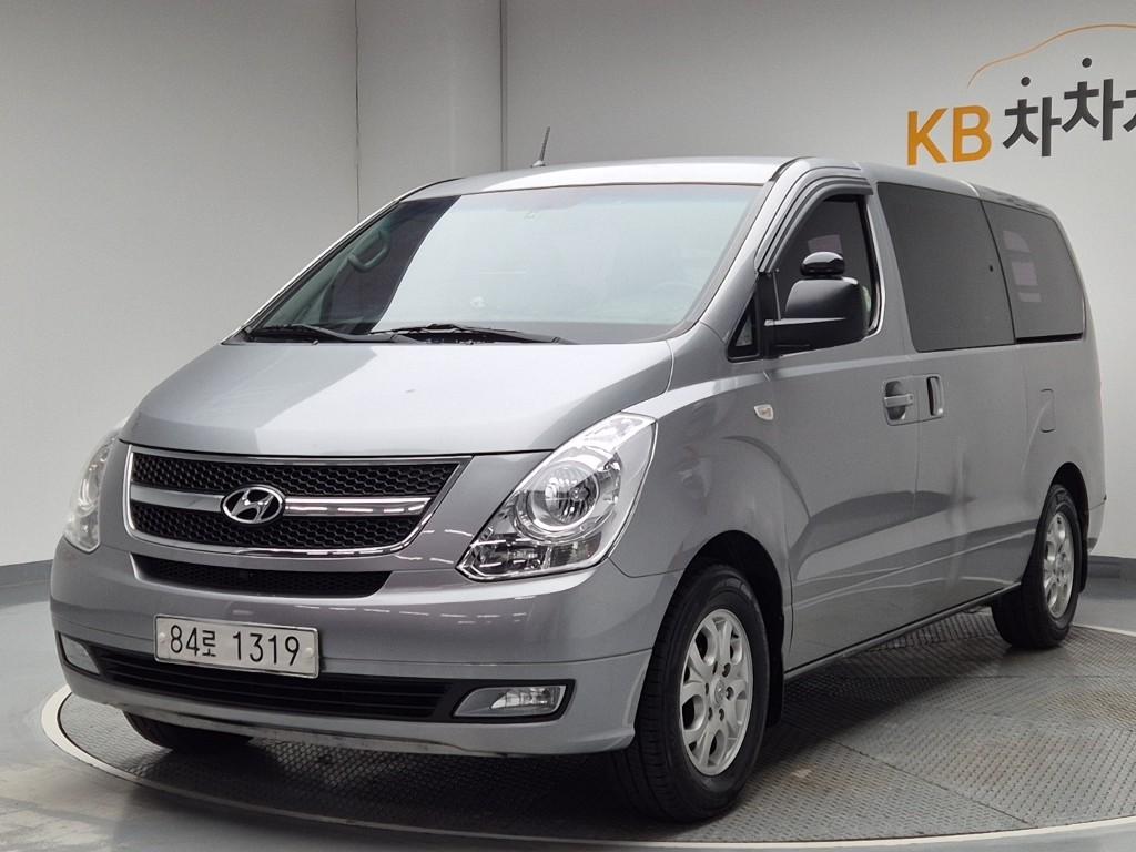 2015 HYUNDAI GRAND STAREX 