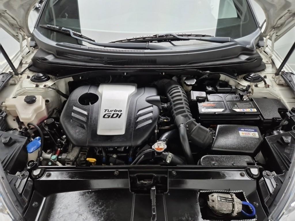 2017 HYUNDAI THE NEW VELOSTER 