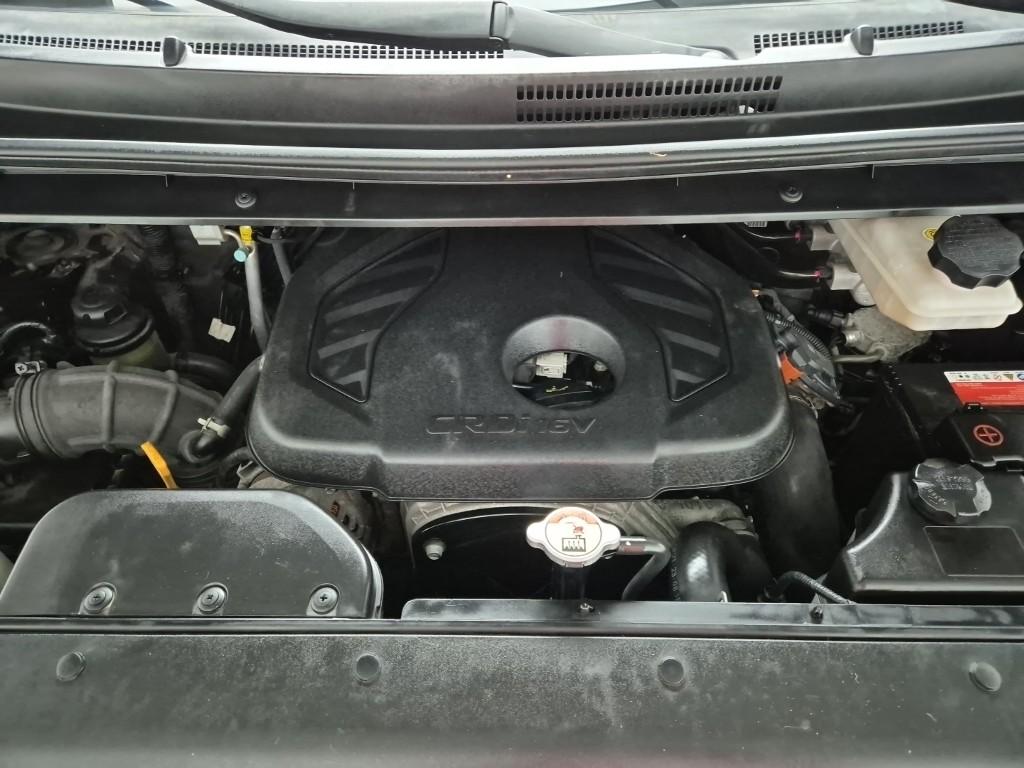 2018 HYUNDAI THE NEW GRAND STAREX 