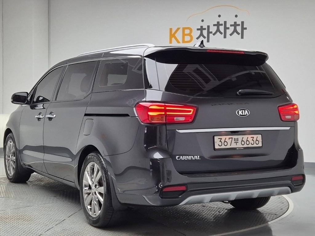 2019 KIA THE NEW CARNIVAL 