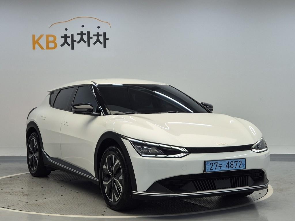 2022 KIA EV6 