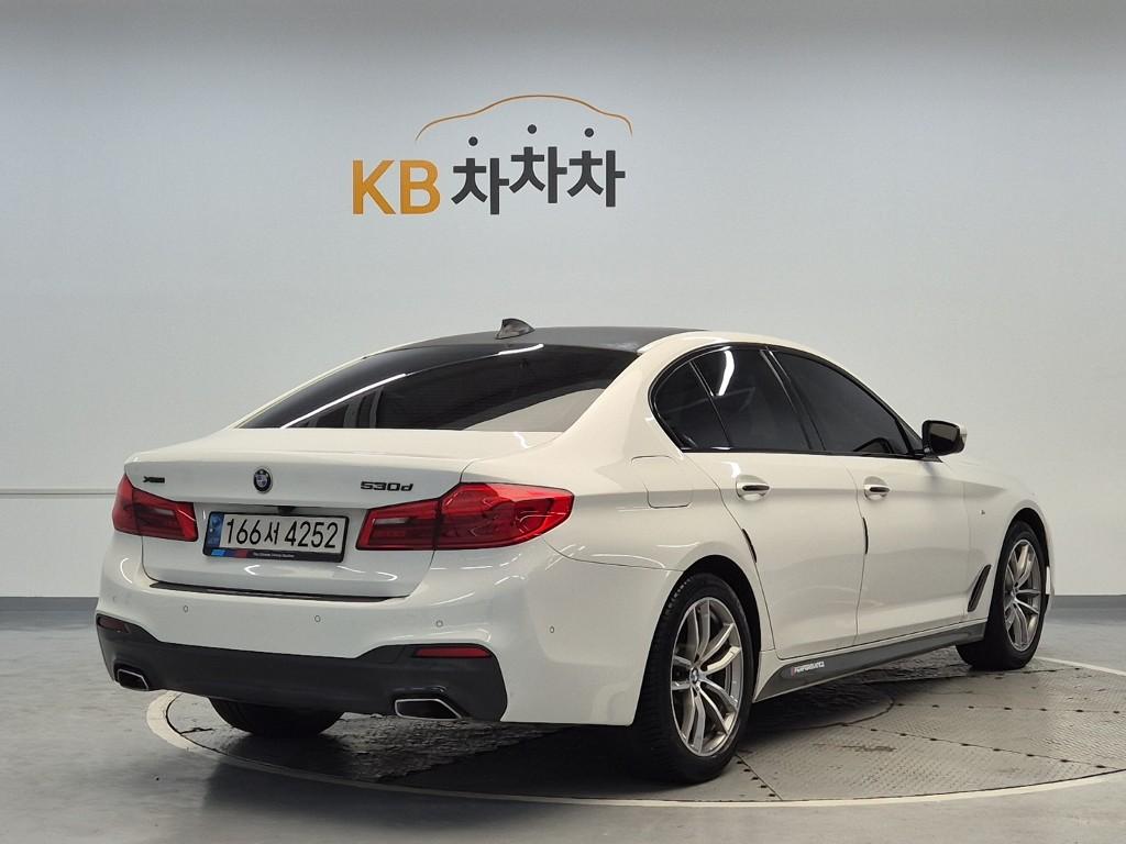 2017 BMW 5 SERIES (7Gen) 