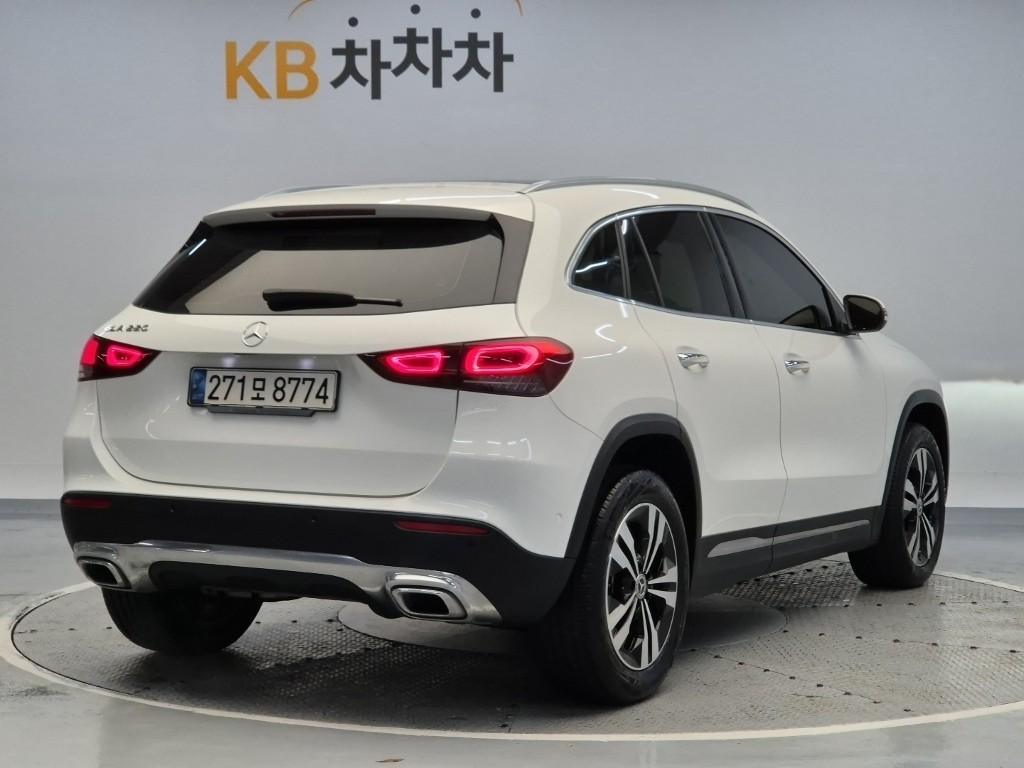2021 BENZ GLA CLASS (2Gen) 