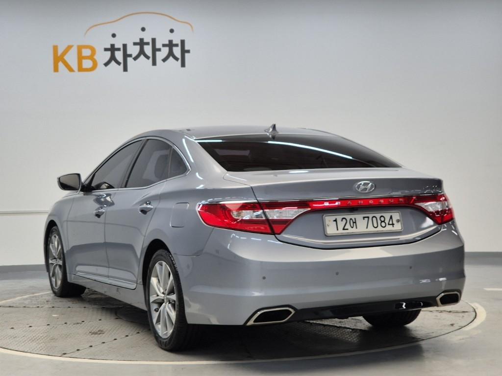 2016 HYUNDAI GRANDEUR HG 
