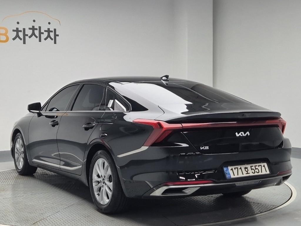 2023 KIA K8 
