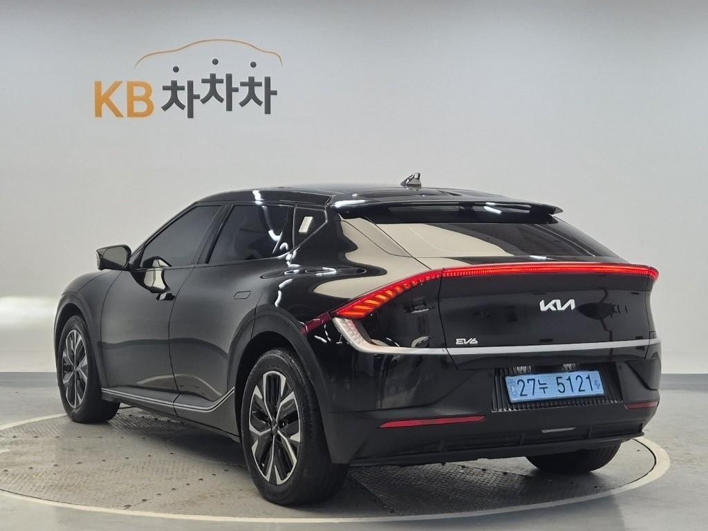 2022 KIA EV6 