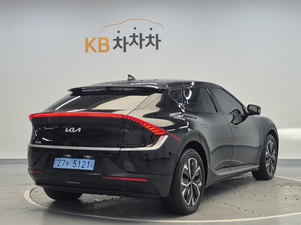 2022 KIA EV6 