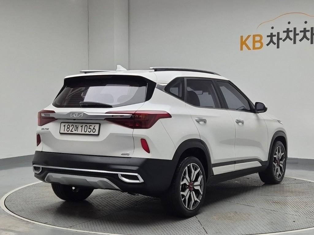 2022 KIA SELTOS 
