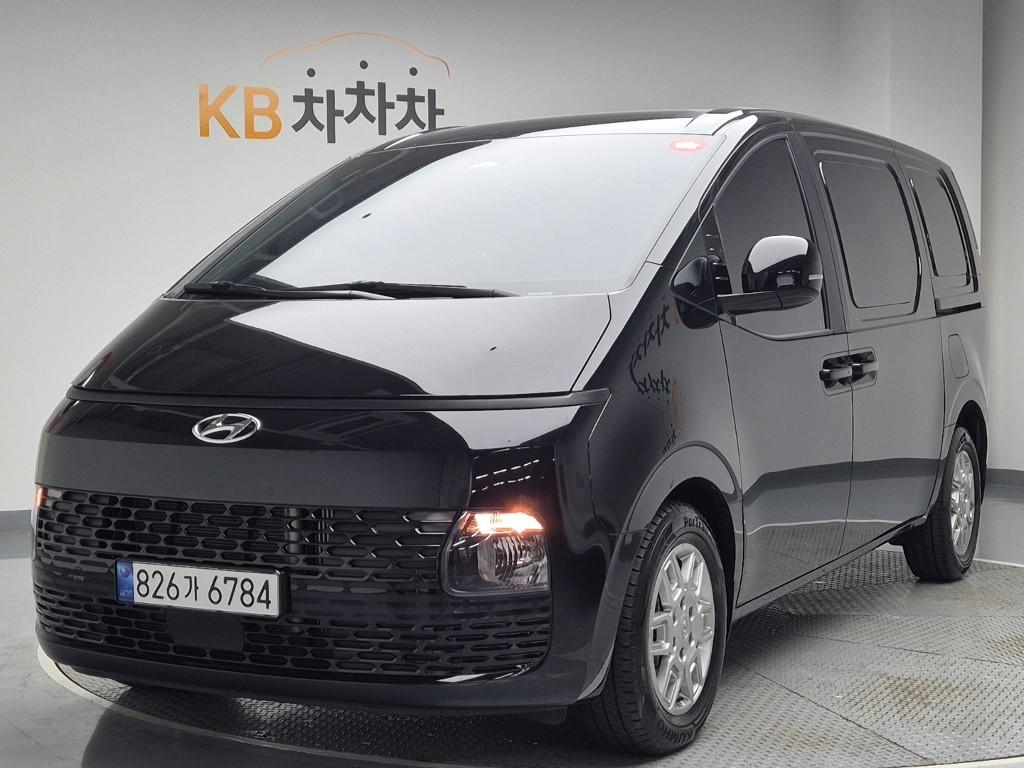 2023 HYUNDAI STARIA 
