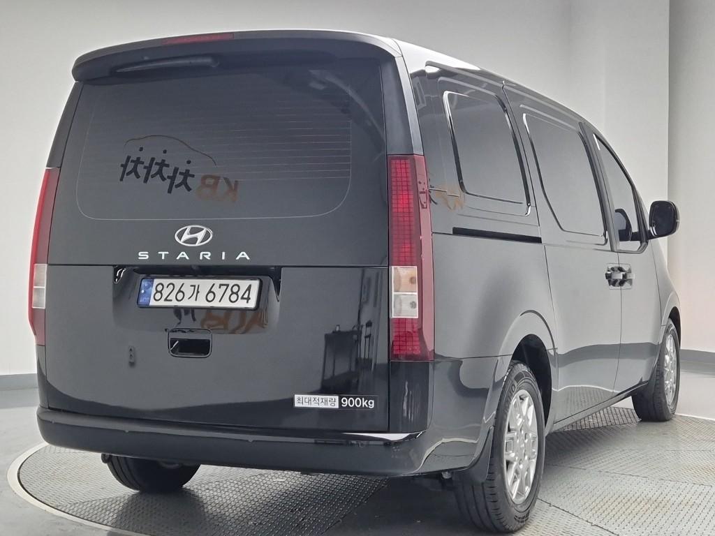 2023 HYUNDAI STARIA 