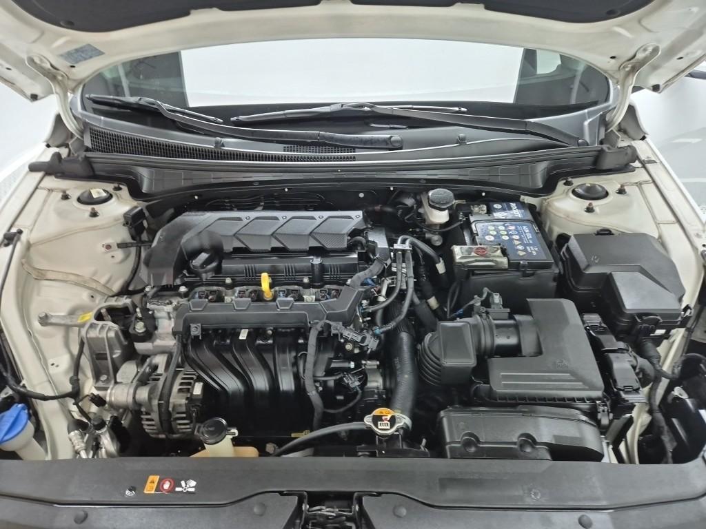 2021 HYUNDAI AVANTE (CN7) 