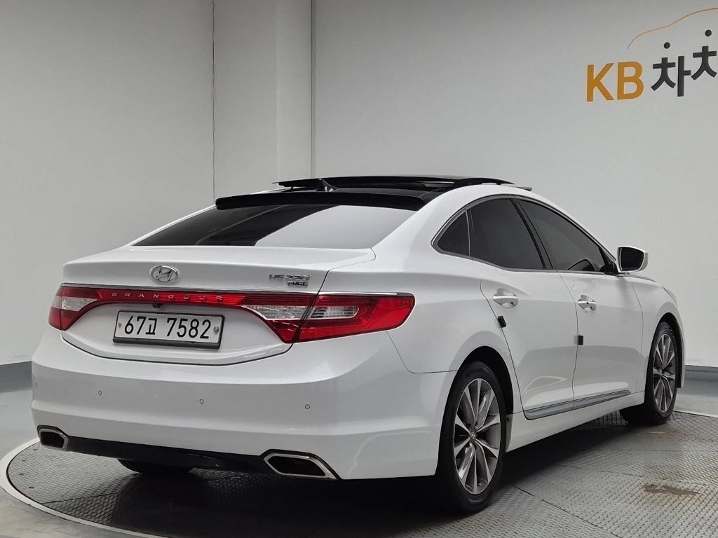 2015 HYUNDAI GRANDEUR HG 