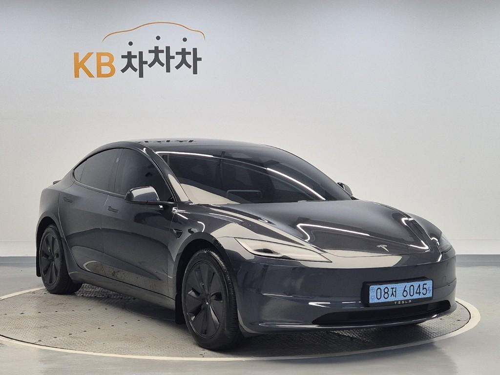 2025 TESLA MODEL3 