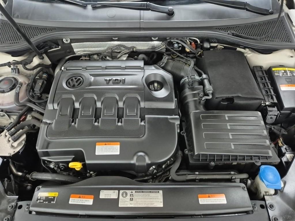 2018 VOLKSWAGEN PASSAT GT (8Gen) 
