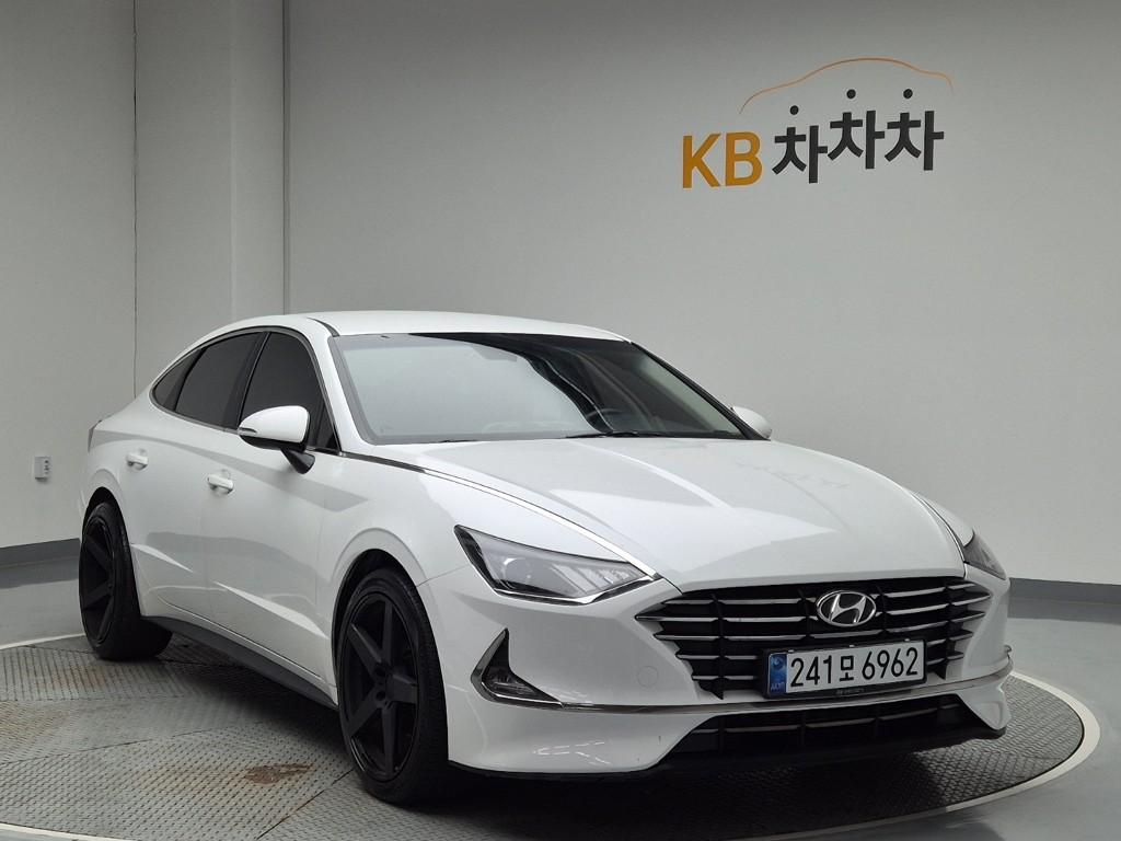 2022 HYUNDAI SONATA (DN8) 