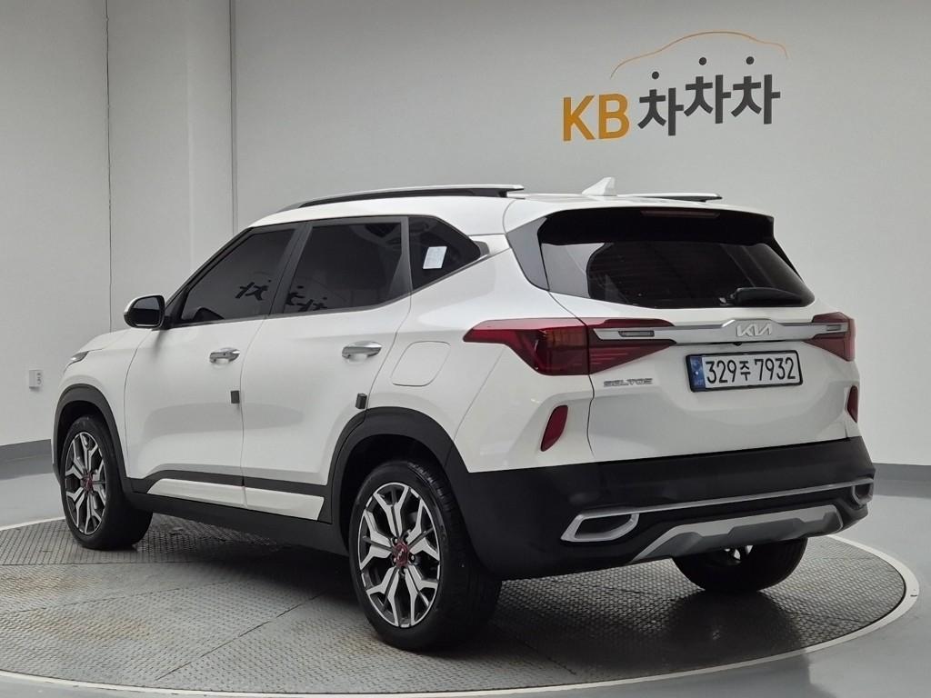 2023 KIA SELTOS 