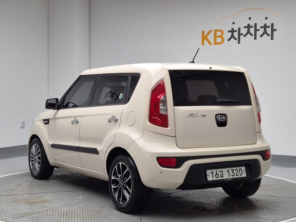 2012 KIA SOUL 