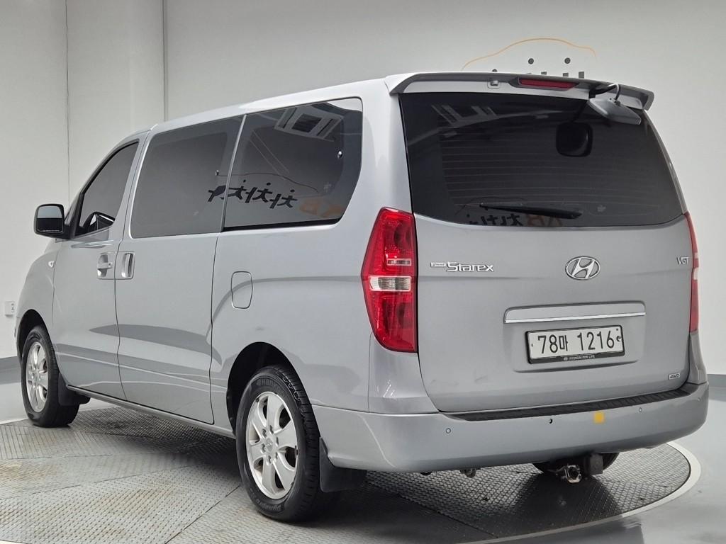 2014 HYUNDAI GRAND STAREX 