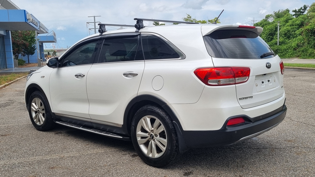 2015 KIA ALL NEW SORENTO R2.0 E-VGT 2WD Luxury