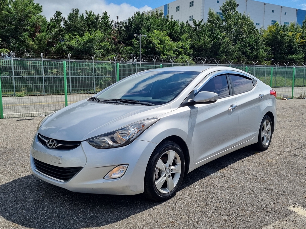2014 HYUNDAI AVANTE MD M16 GDi Avenue