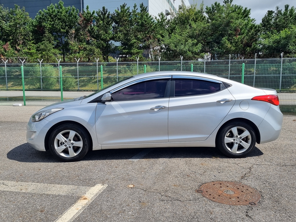 2014 HYUNDAI AVANTE MD M16 GDi Avenue