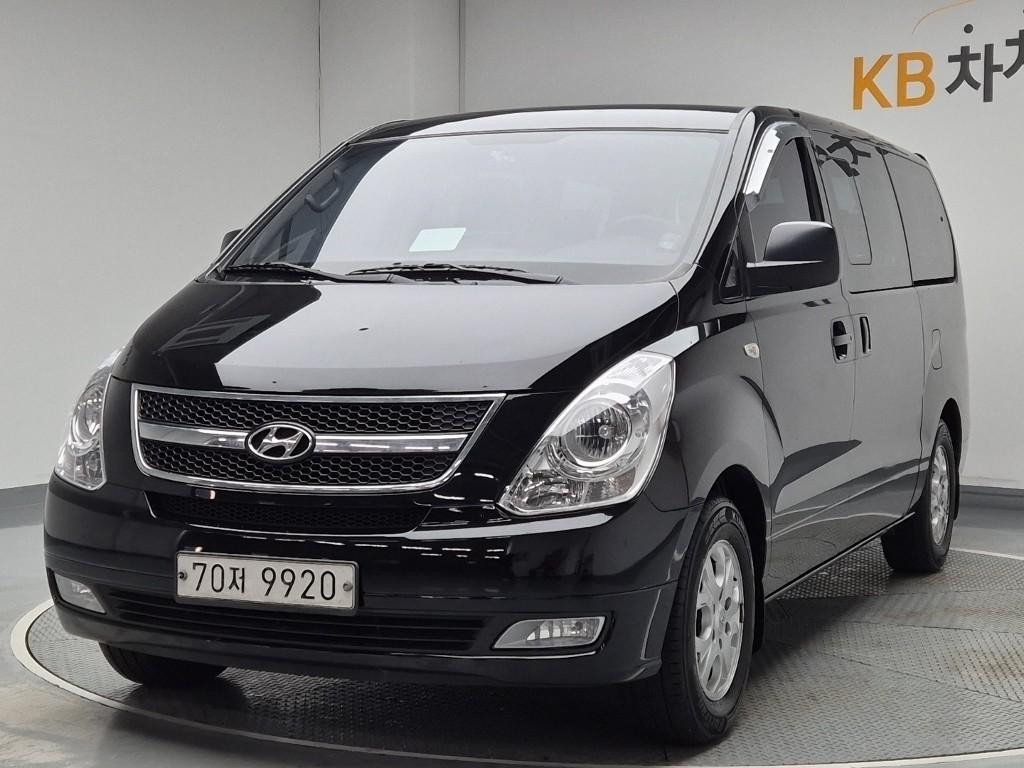 2015 HYUNDAI GRAND STAREX 