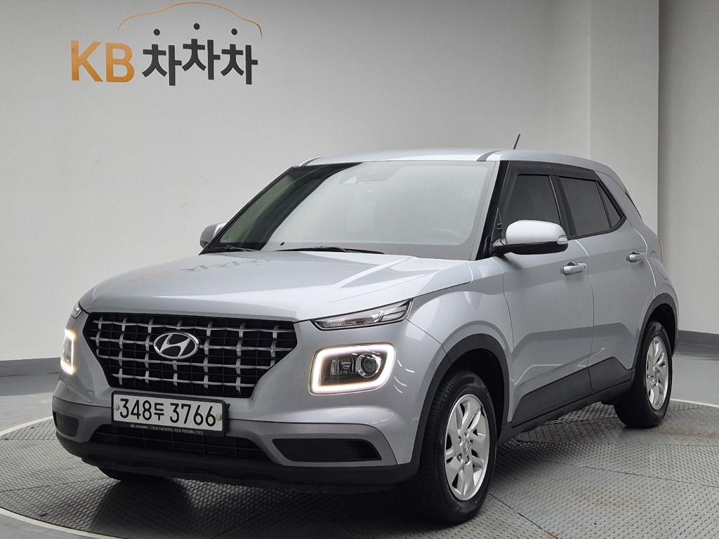 2020 HYUNDAI VENUE 