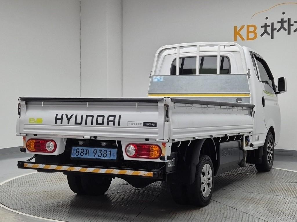 2022 HYUNDAI PORTER II ELECTRIC 