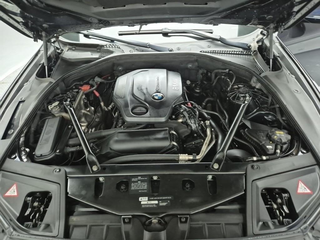 2016 BMW 5 SERIES (6Gen) 