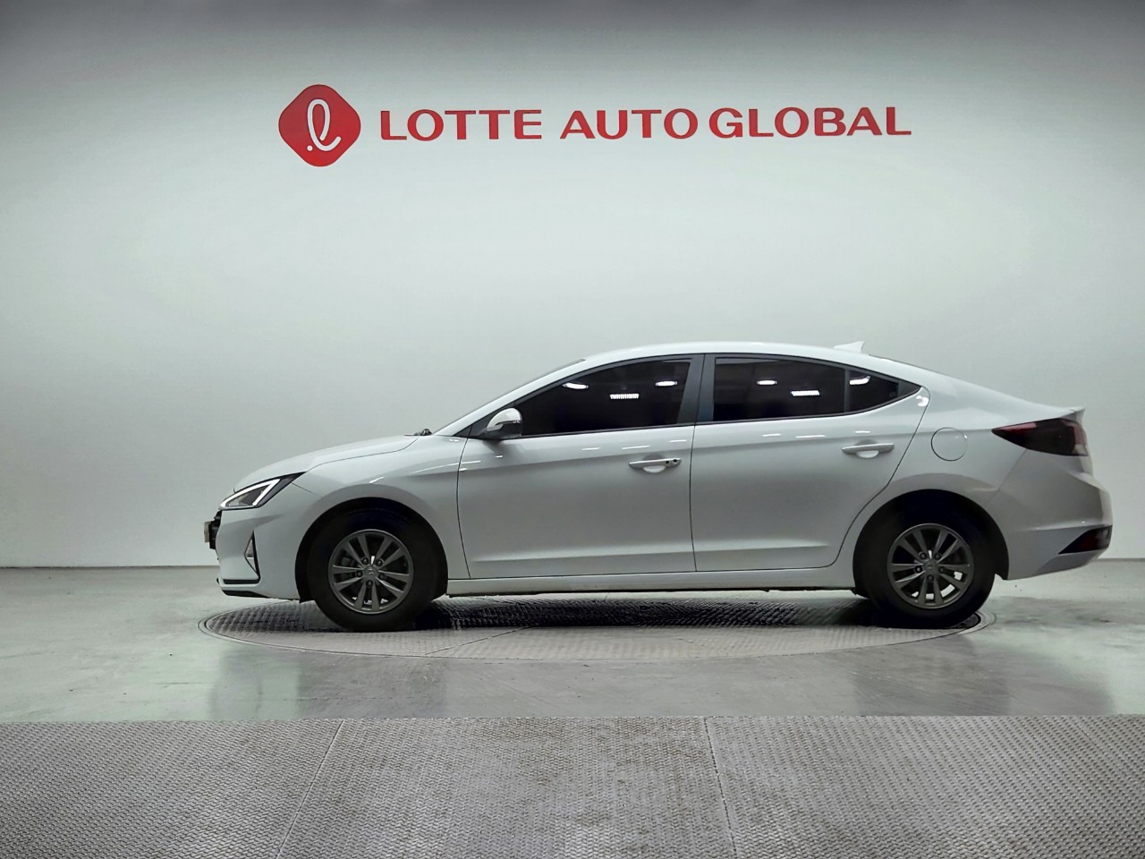 2019 HYUNDAI THE NEW AVANTE AD 1.6 Gasoline Smart