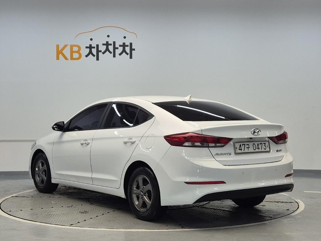 2017 HYUNDAI AVANTE AD 