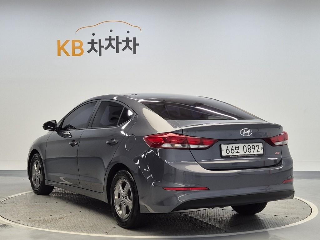 2016 HYUNDAI AVANTE AD 