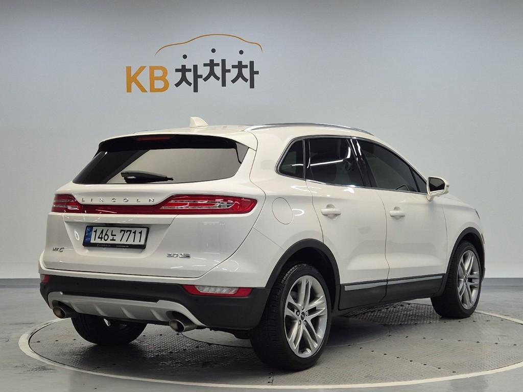 2016 LINCOLN MKC 