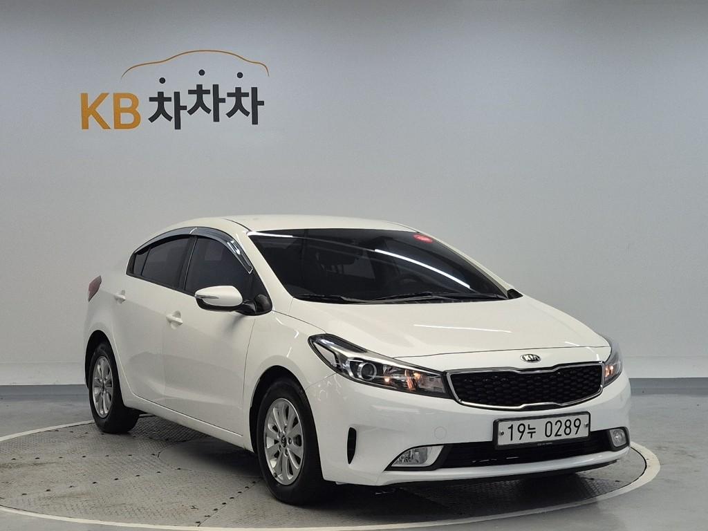 2017 KIA THE NEW K3 