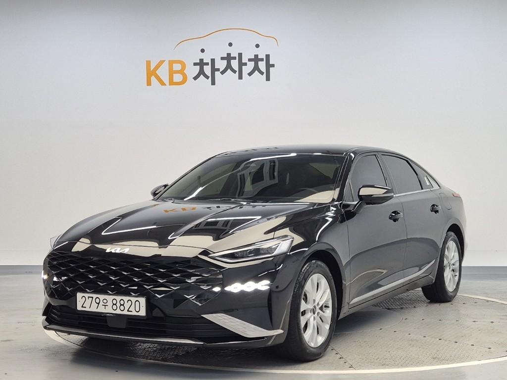 2022 KIA K8 