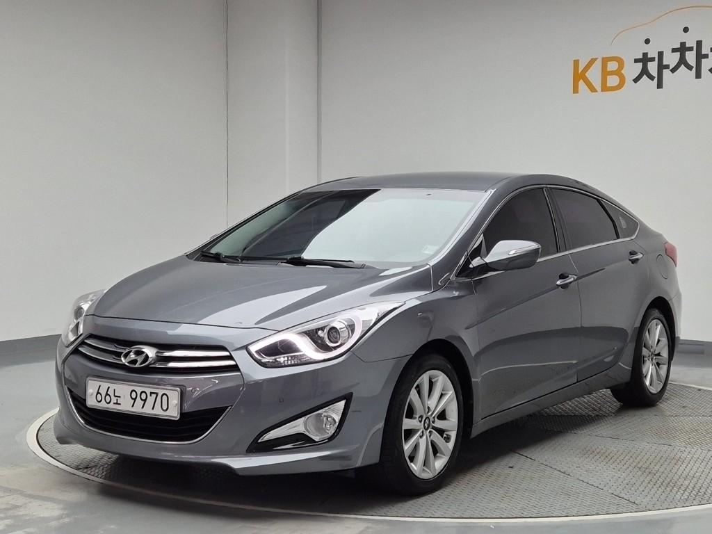 2012 HYUNDAI i40 