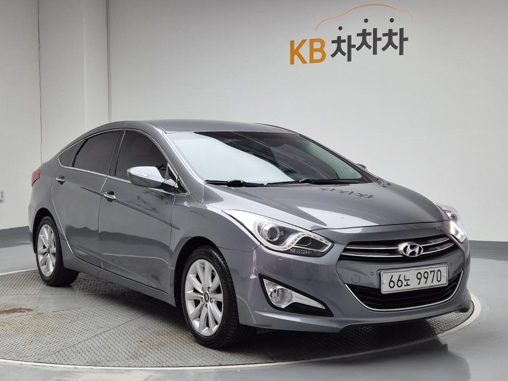 2012 HYUNDAI i40 