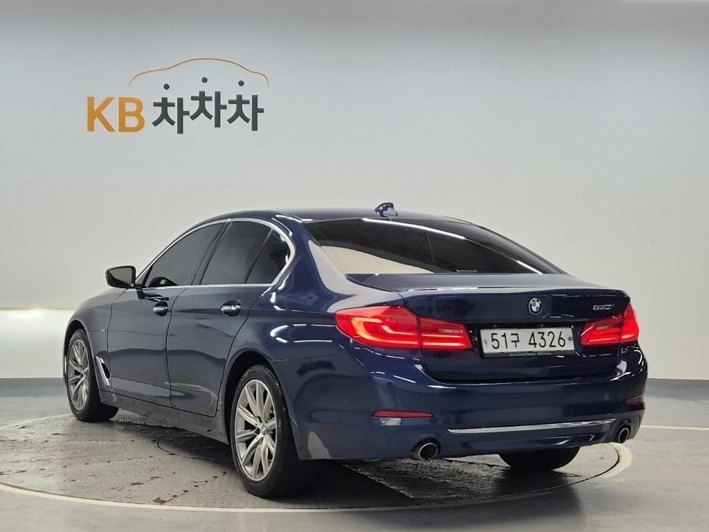 2018 BMW 5 SERIES (7Gen) 