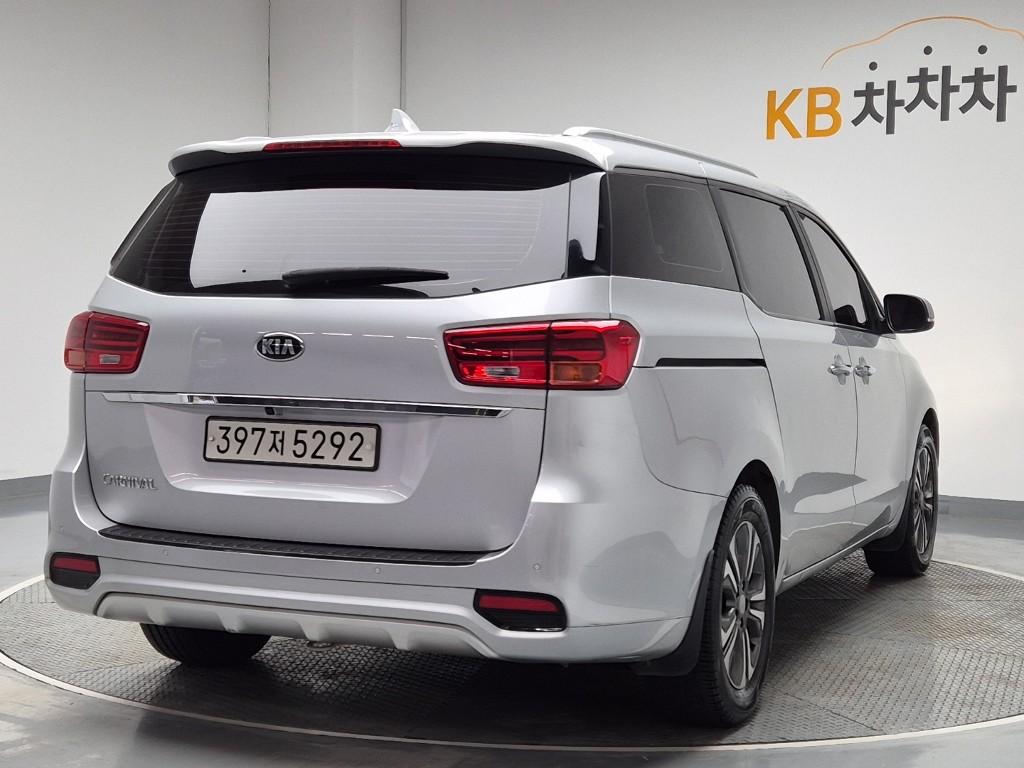 2019 KIA THE NEW CARNIVAL 