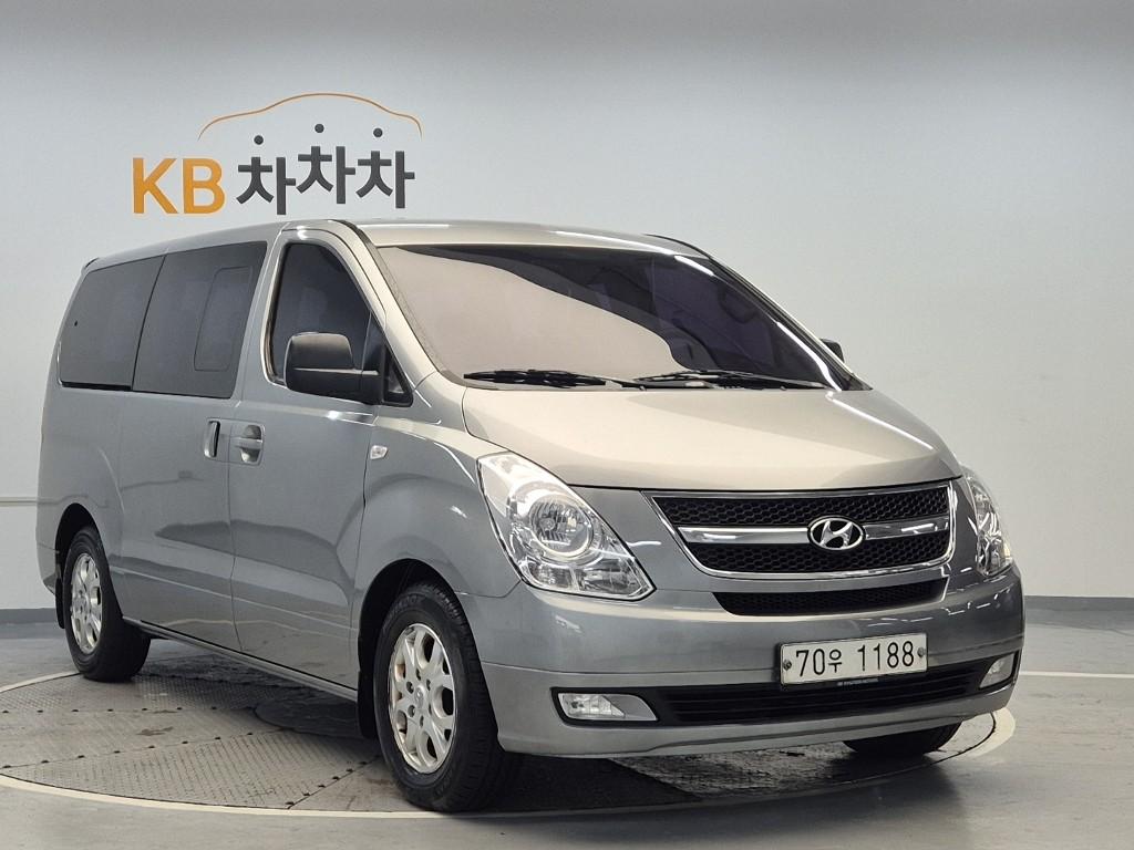2015 HYUNDAI GRAND STAREX 