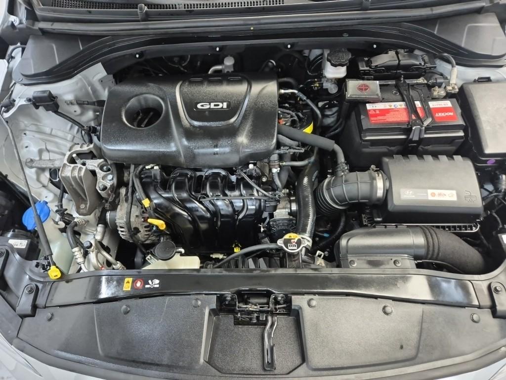 2016 HYUNDAI AVANTE AD 