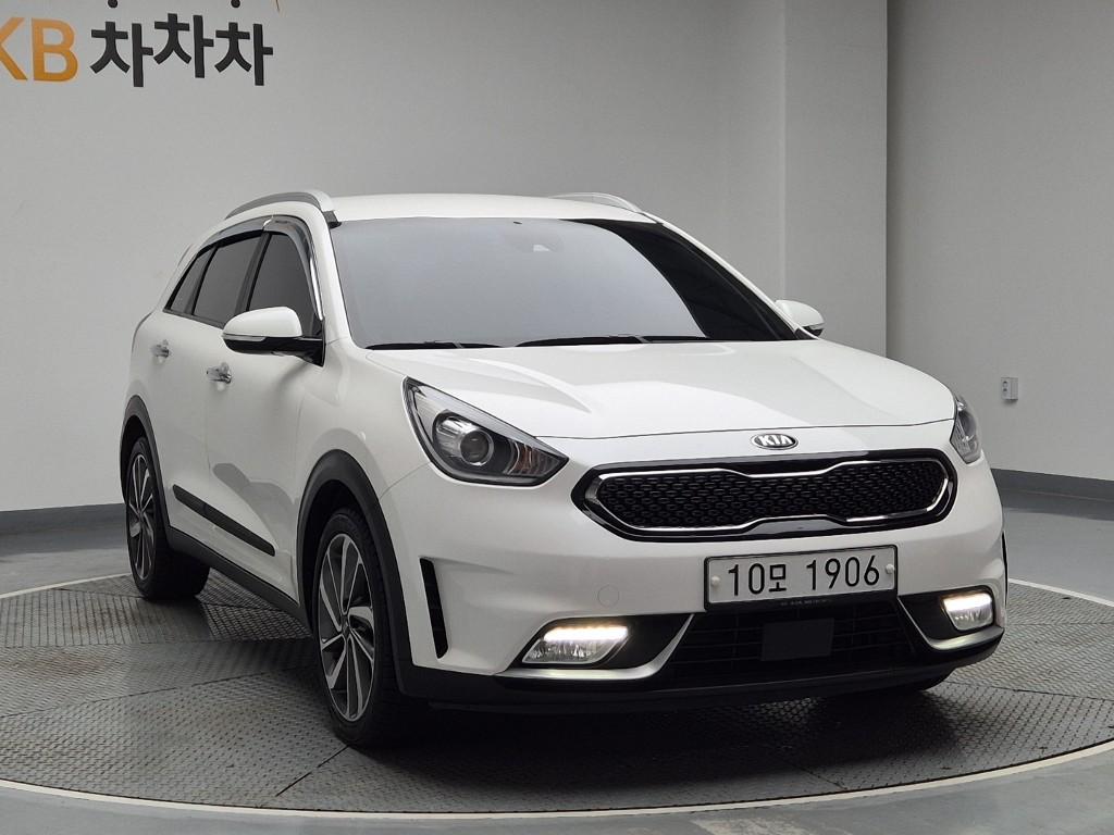 2018 KIA NIRO 