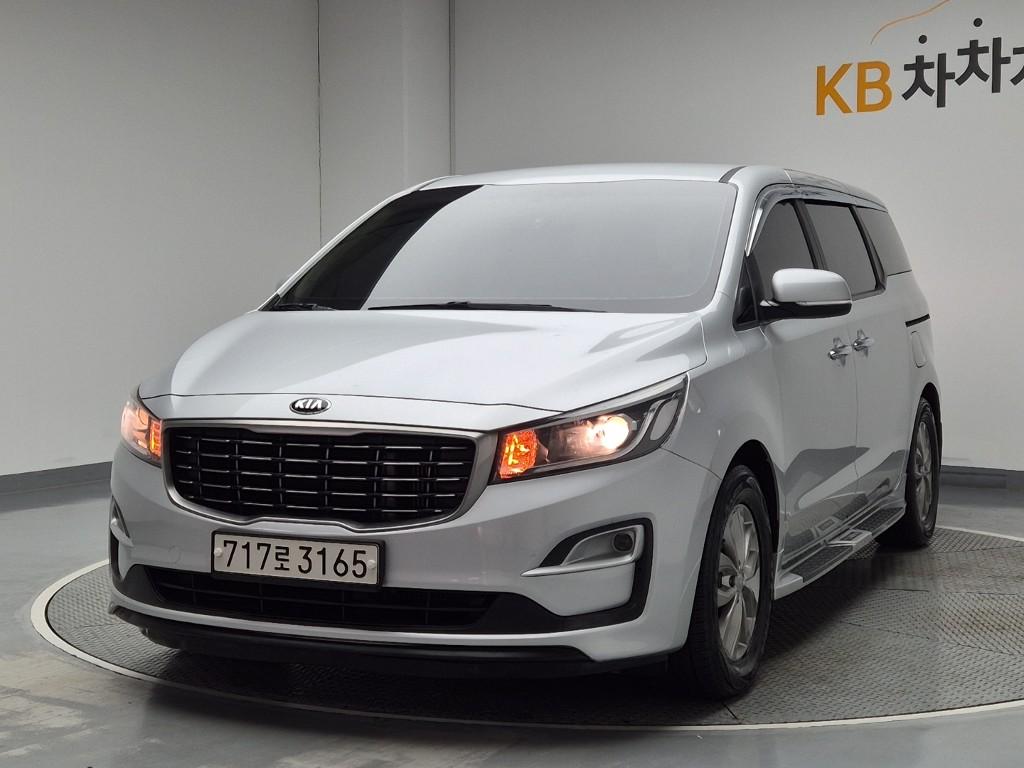 2019 KIA THE NEW CARNIVAL 
