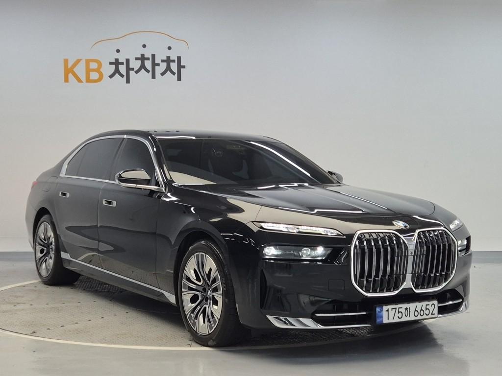 2023 BMW 7 SERIES (7Gen) 