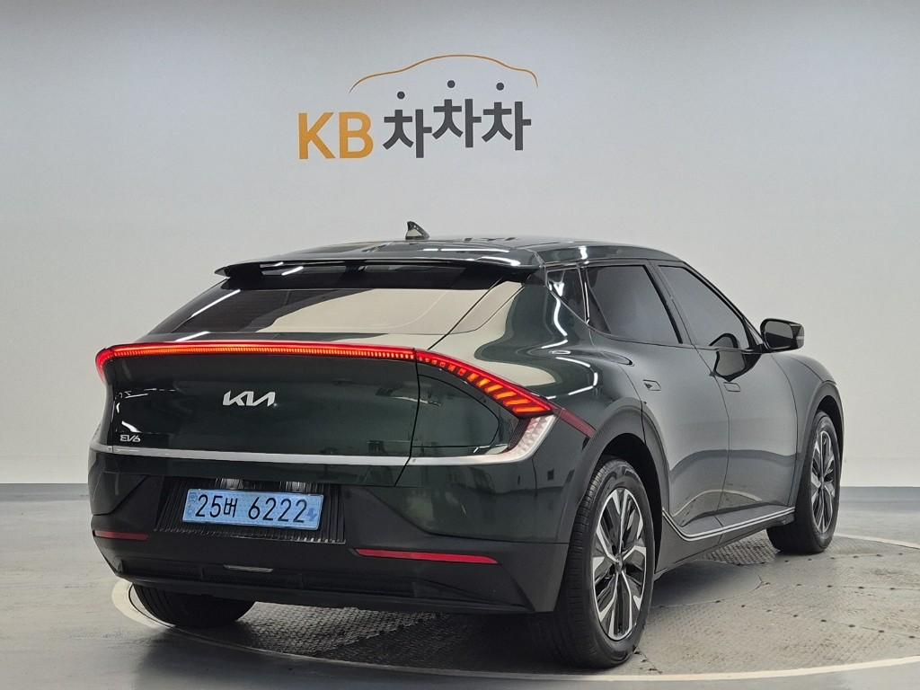 2022 KIA EV6 