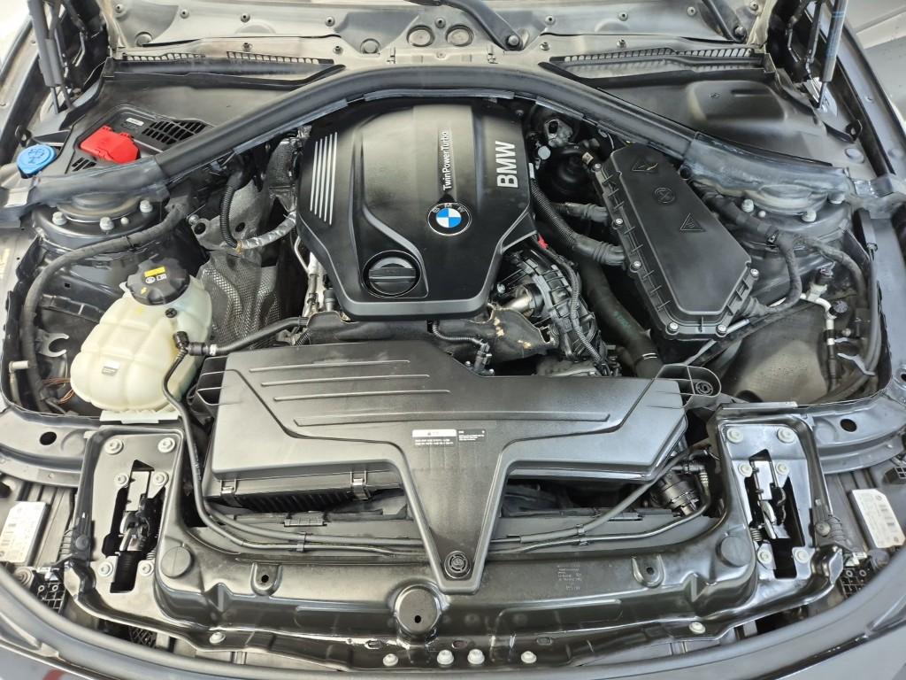 2018 BMW 3 Series (6Gen) 